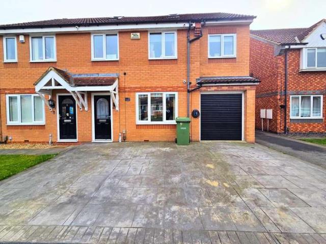 5 Bedroom Semi Detached House