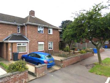 5 bedroom Semi detached house To Let
