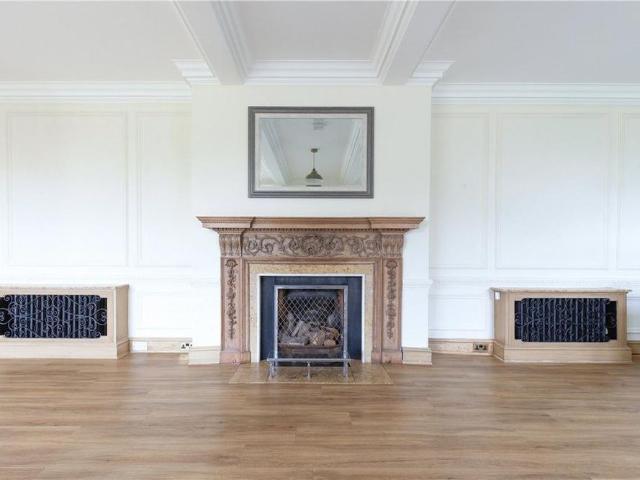 5 bedroom semi detached house to rent