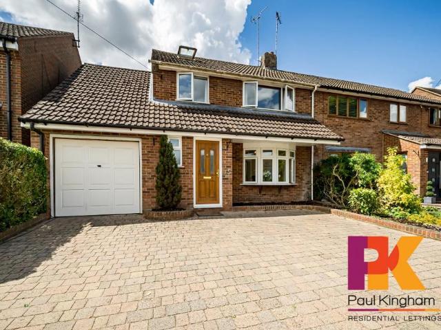 5 bedroom semi detached house to rent