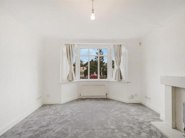 5 bedroom semi detached house to rent