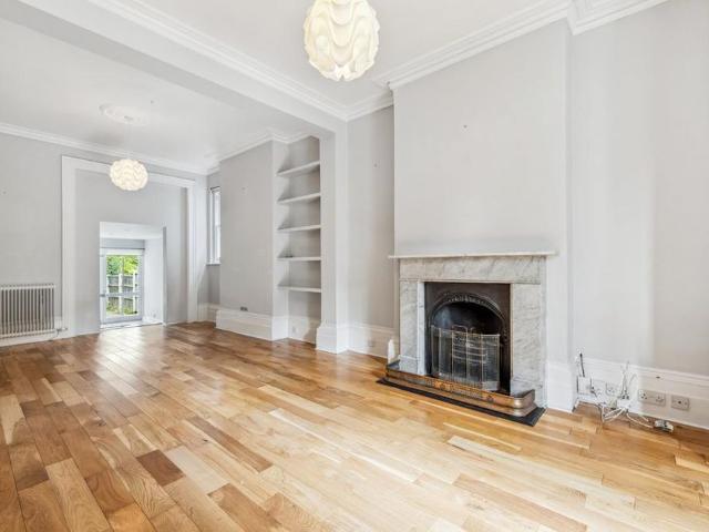 5 bedroom semi detached house to rent