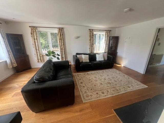 5 bedroom semi detached house to rent