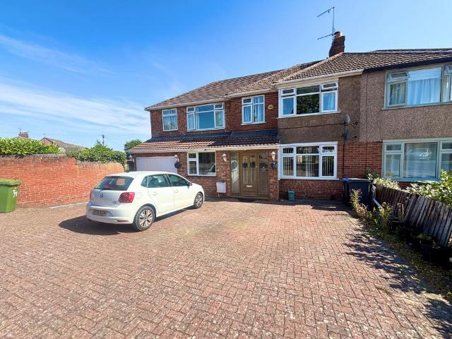 5 bedroom semi detached house to rent