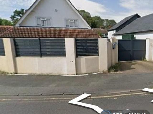 5 bedroom semi detached house to rent