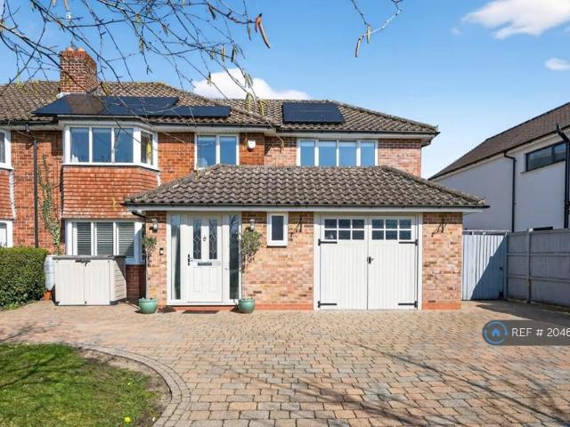5 bedroom semi detached house to rent