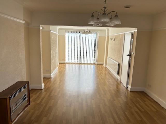 5 bedroom semi detached house to rent