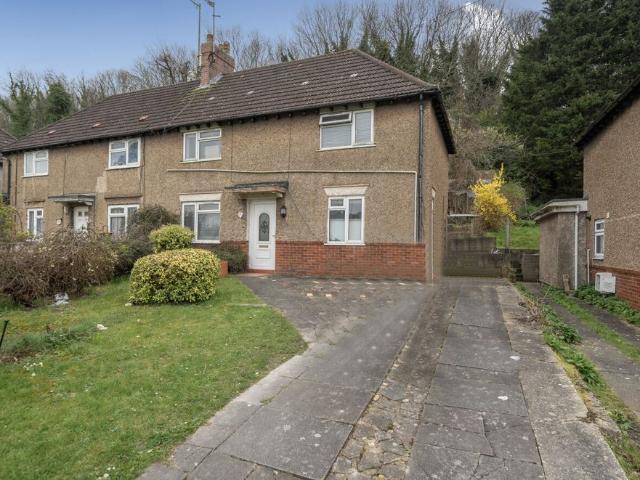 5 bedroom semi detached house to rent