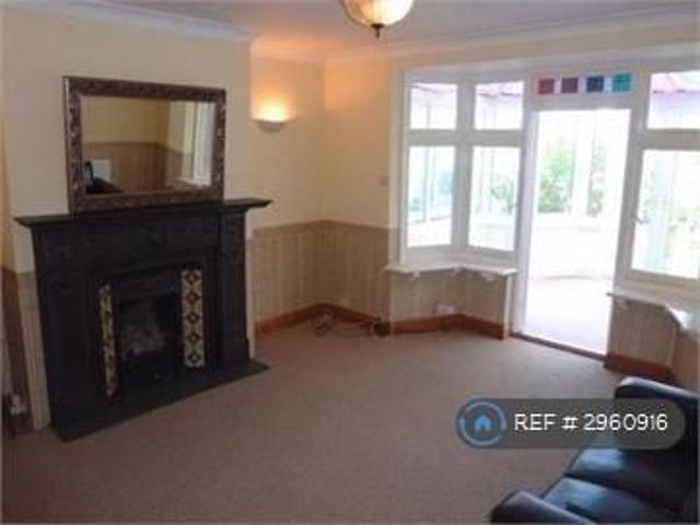 5 bedroom semi detached house to rent