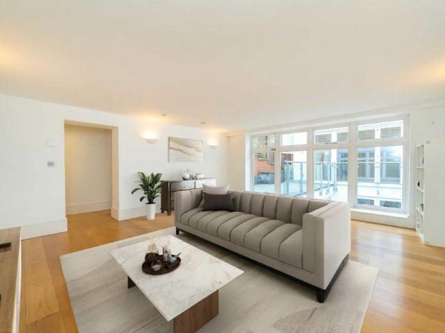 5 bedroom semi detached house to rent