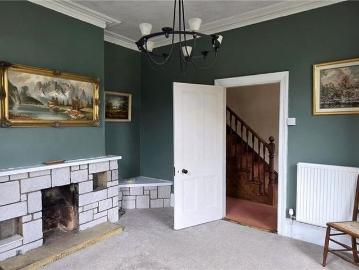 5 bedroom semi detached house to rent