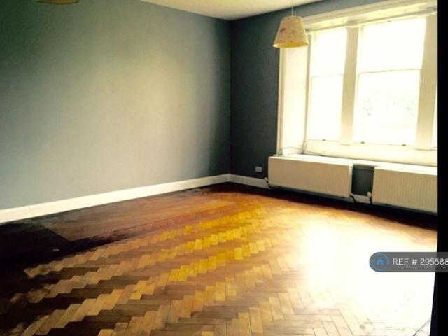 5 bedroom semi detached house to rent