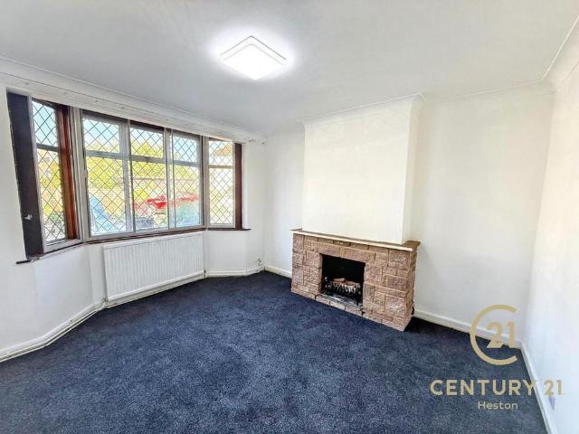 5 bedroom semi detached house to rent
