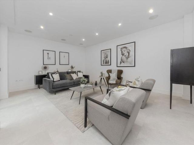 5 bedroom semi detached house to rent