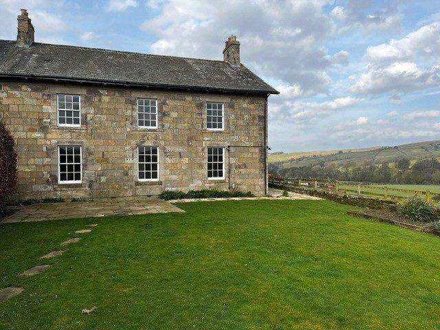 5 bedroom semi detached house to rent