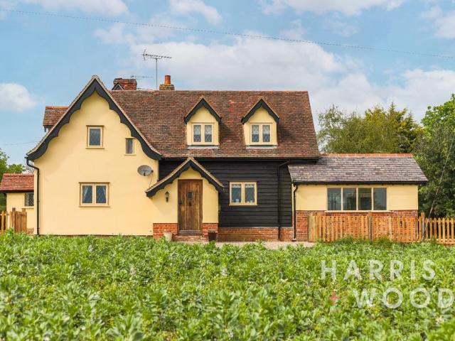 5 bedroom semi detached house for sale