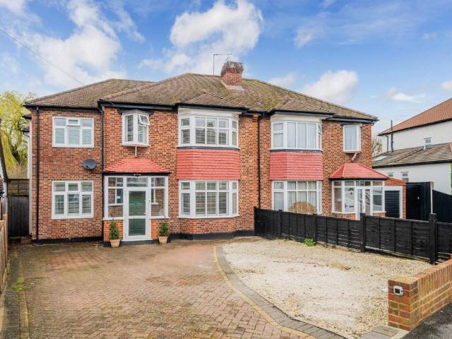 5 bedroom semi detached house for sale