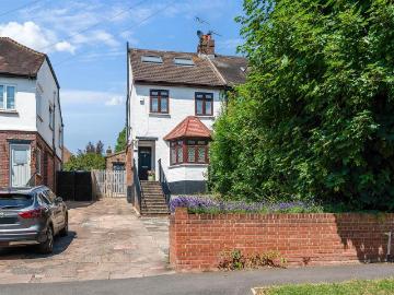 5 bedroom semi detached house for sale