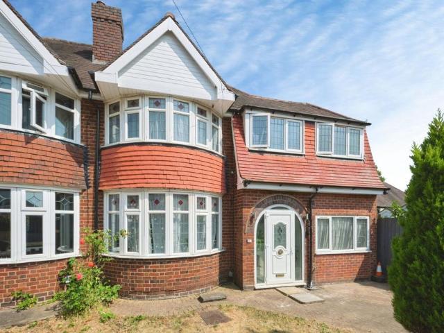 5 bedroom semi detached house for sale