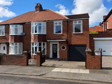 5 bedroom semi detached house for sale