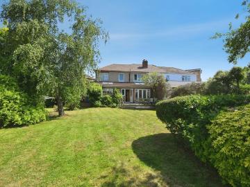 5 bedroom semi detached house for sale