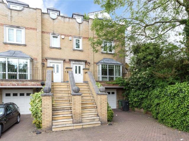 5 bedroom semi detached house for sale