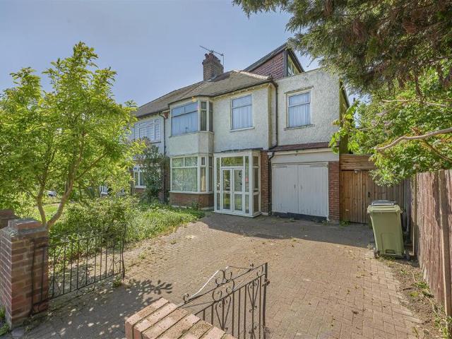 5 bedroom semi detached house for sale