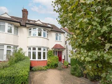 5 bedroom semi detached house for sale