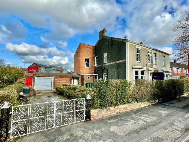 5 bedroom semi detached house for sale