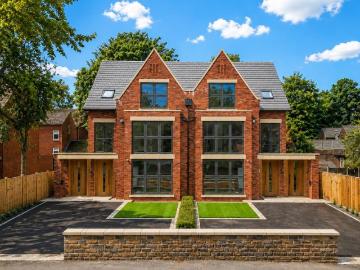 5 bedroom semi detached house for sale