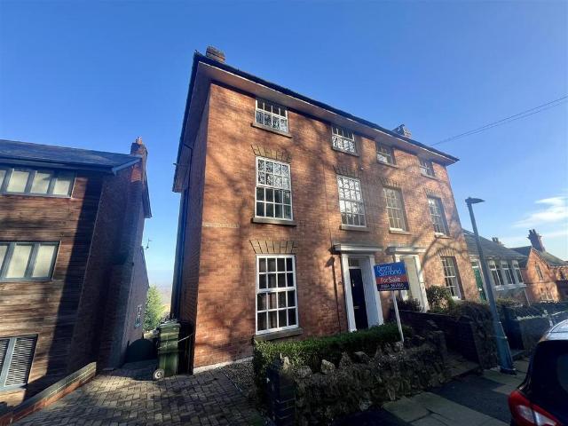 5 bedroom semi detached house for sale