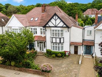 5 bedroom semi detached house for sale