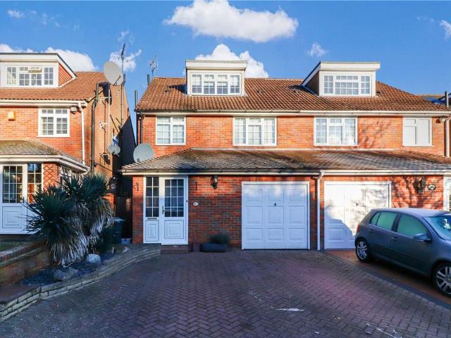 5 bedroom semi detached house for sale