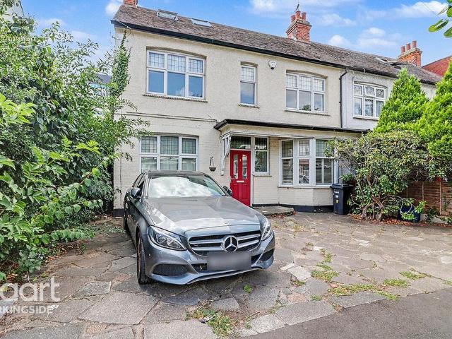 5 bedroom semi detached house for sale