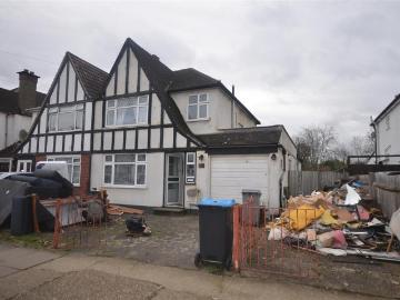 5 bedroom semi detached house for sale