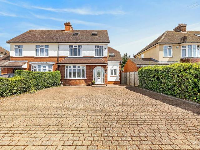 5 bedroom semi detached house for sale