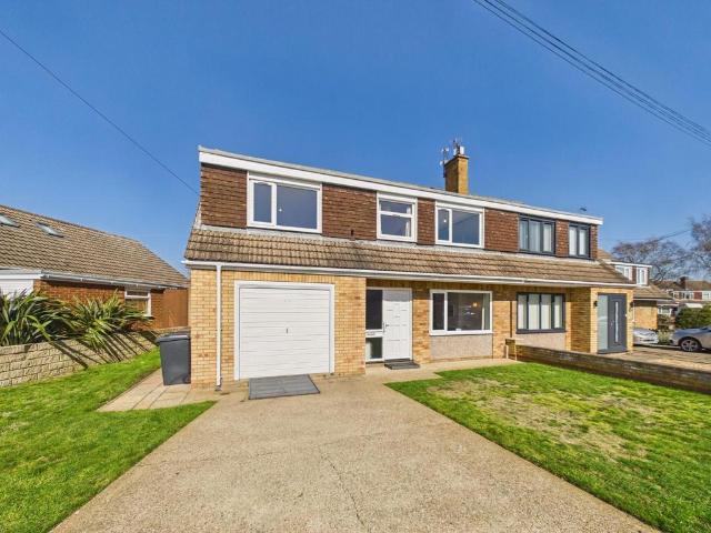 5 bedroom semi detached house for sale