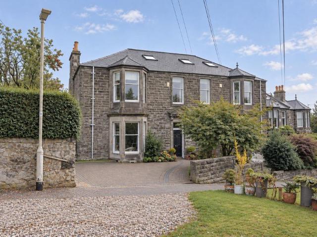 5 bedroom semi detached house for sale