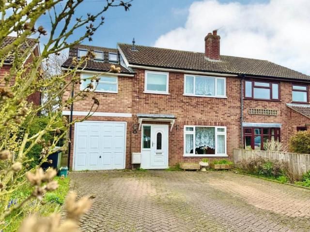 5 bedroom semi detached house for sale