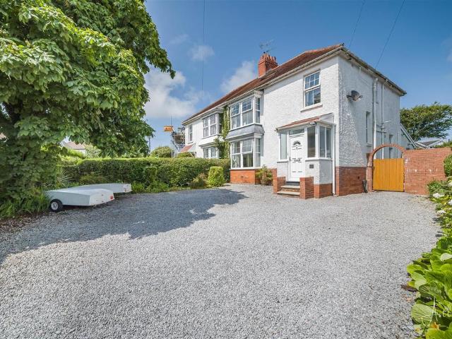 5 bedroom semi detached house for sale