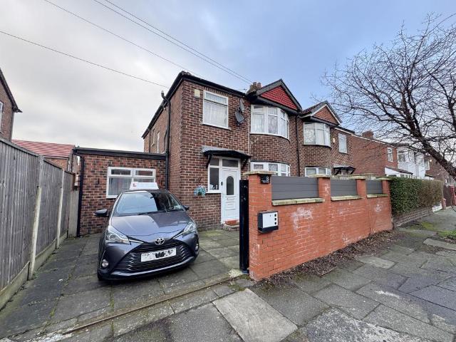 5 bedroom semi detached house for sale