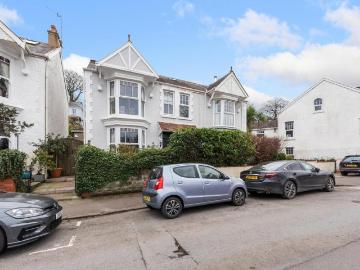 5 bedroom semi detached house for sale