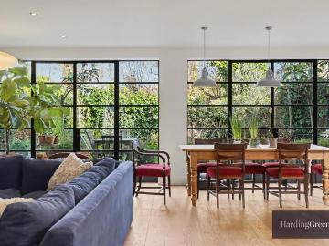 Brondesbury, London, Greater London - Garden