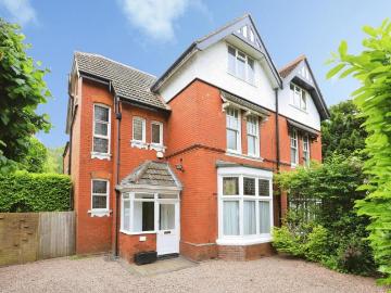 5 bedroom semi detached house for sale