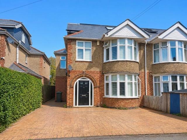 5 bedroom semi detached house for sale