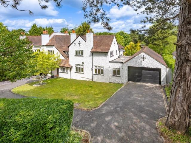 5 bedroom semi detached house for sale