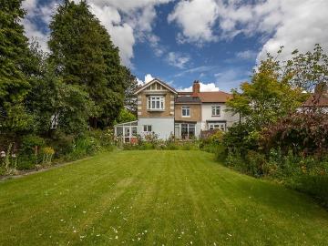 5 bedroom semi detached house for sale