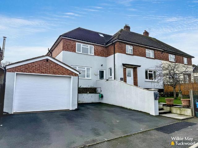 5 bedroom semi detached house for sale