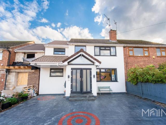 5 bedroom semi detached house for sale