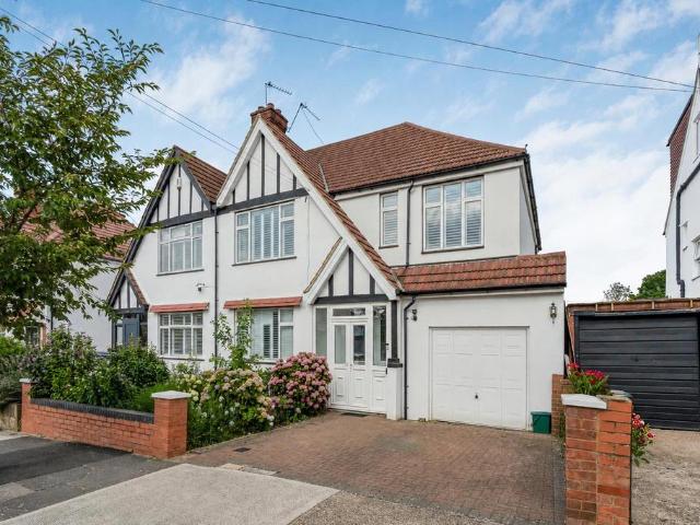 5 bedroom semi detached house for sale